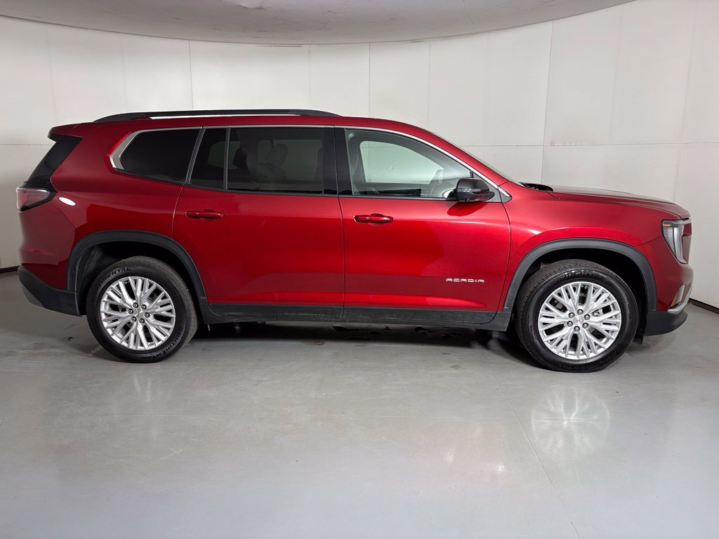 Certified 2026 GMC Acadia Elevation w/ Elevation Premium Package FWD image 11