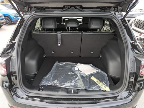 New 2026 Jeep Compass Latitude image 29