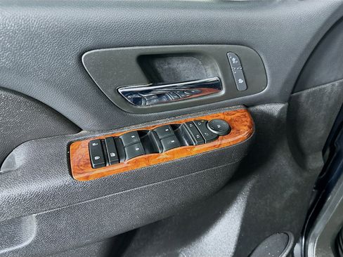 Used 2012 Chevrolet Tahoe LT w/ Texas Edition image 15