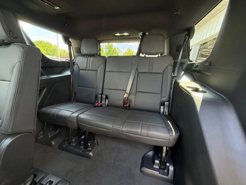 Used 2022 Chevrolet Tahoe RST w/ Luxury Package AWD/4WD image 24