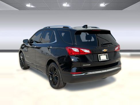 Used 2018 Chevrolet Equinox Premier FWD image 3