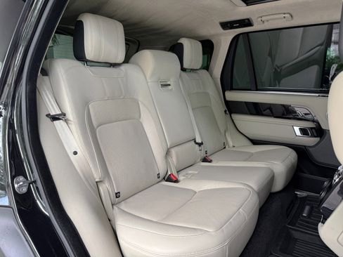Used 2019 Land Rover Range Rover Long Wheelbase Supercharged AWD/4WD image 33
