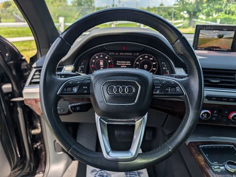 Used 2018 Audi Q7 2.0T Premium Plus AWD/4WD image 23