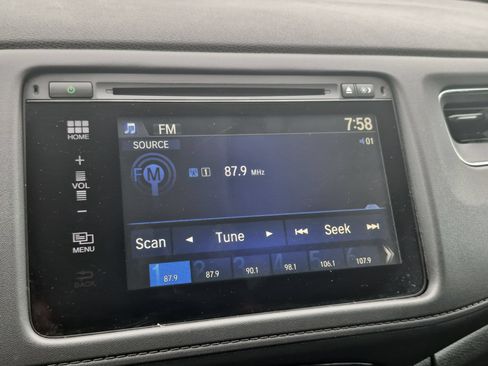Used 2016 Honda HR-V EX image 18