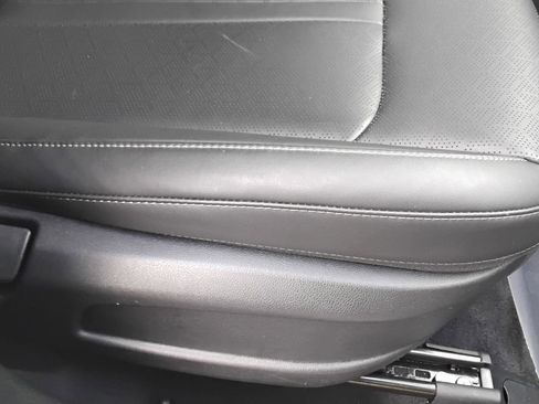 Used 2022 Kia Sorento EX w/ Panoramic Sunroof Package image 28