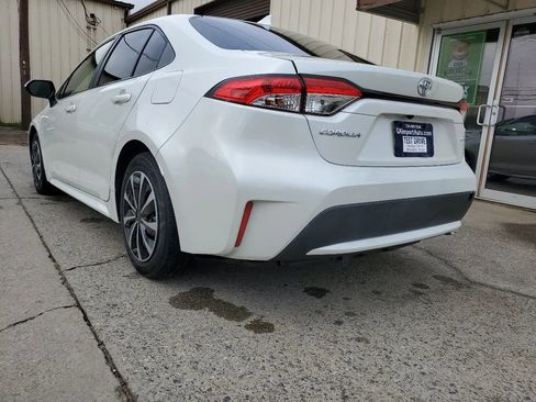 Used 2020 Toyota Corolla LE image 37
