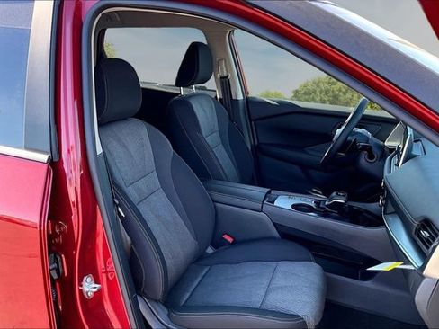 New 2026 Nissan Rogue SV FWD image 10