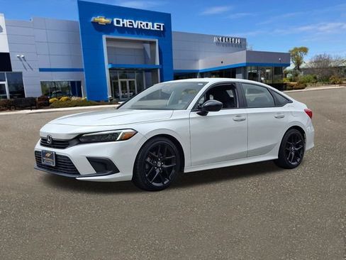 Used 2023 Honda Civic Sport image 32