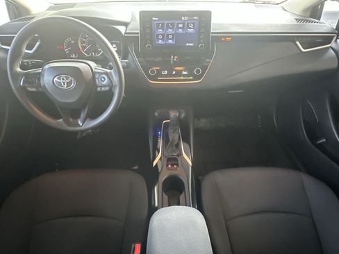 Used 2020 Toyota Corolla LE FWD image 24
