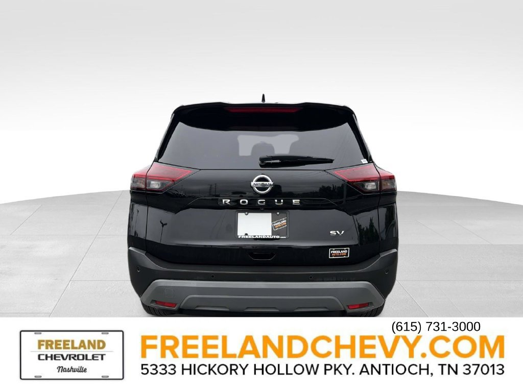 Used 2021 Nissan Rogue SV FWD image 4