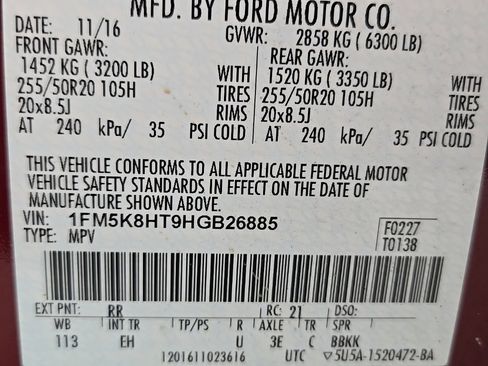 Used 2017 Ford Explorer Platinum image 22