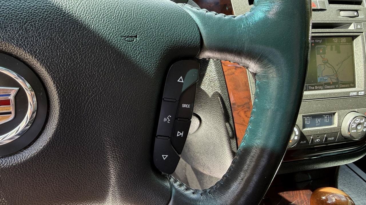 Used 2007 Cadillac DTS Performance FWD image 17