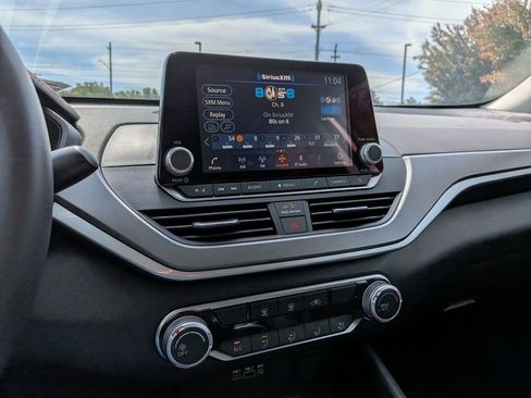 Certified 2023 Nissan Altima 2.5 SR AWD/4WD image 19