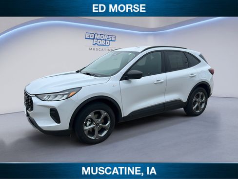 Used 2025 Ford Escape ST-Line image 1