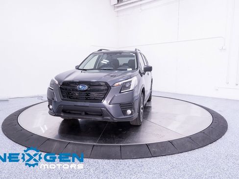 Used 2024 Subaru Forester Premium image 30