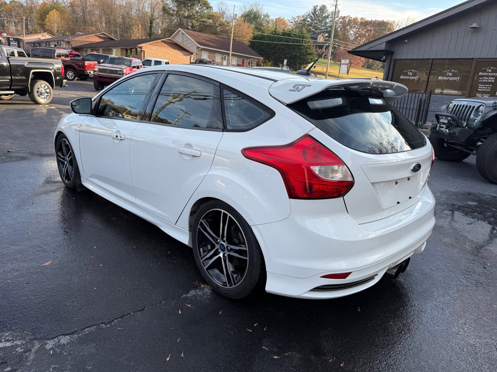 Used 2014 Ford Focus ST FWD image 8