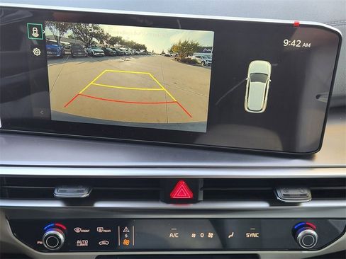 New 2026 Kia Sorento S image 12