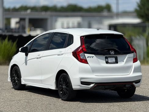 Used 2018 Honda Fit Sport image 10