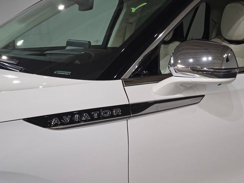 Used 2022 Lincoln Aviator Black Label w/ Dynamic Handling Package image 13