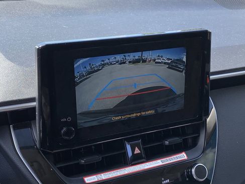 Used 2026 Toyota Corolla LE image 10