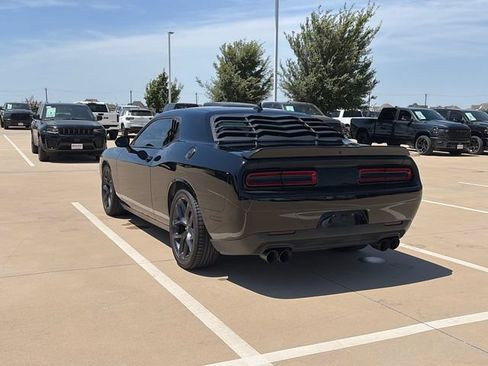 Used 2022 Dodge Challenger GT w/ Blacktop Package RWD image 5