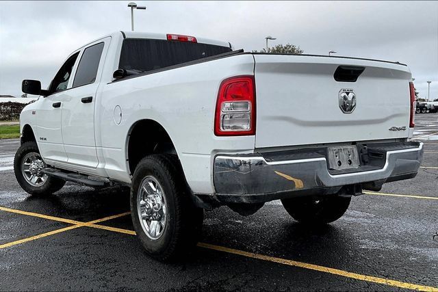 Used 2022 RAM 2500 Tradesman w/ Chrome Appearance Group AWD/4WD image 3