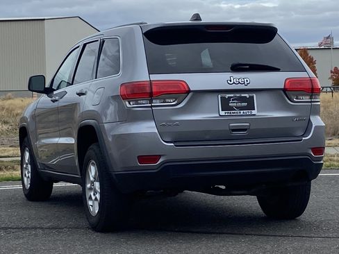Used 2016 Jeep Grand Cherokee Laredo image 5