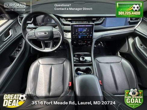 Used 2024 Jeep Grand Cherokee Limited 4xe AWD/4WD image 17