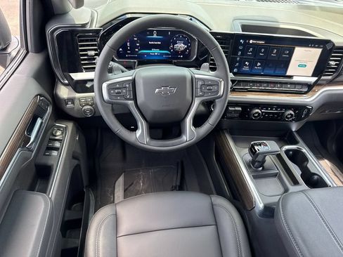 New 2026 Chevrolet Silverado 1500 RST w/ Redline Edition AWD/4WD image 14