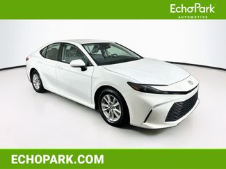 Used 2025 Toyota Camry LE FWD video 1