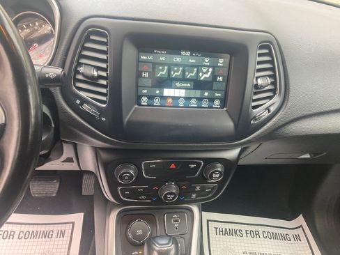 Used 2021 Jeep Compass Latitude w/ Convenience Group image 22