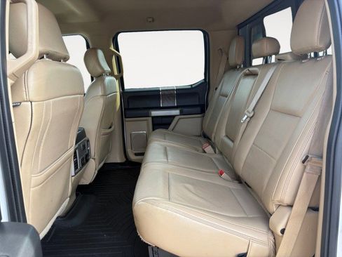 Used 2019 Ford F350 Lariat image 6