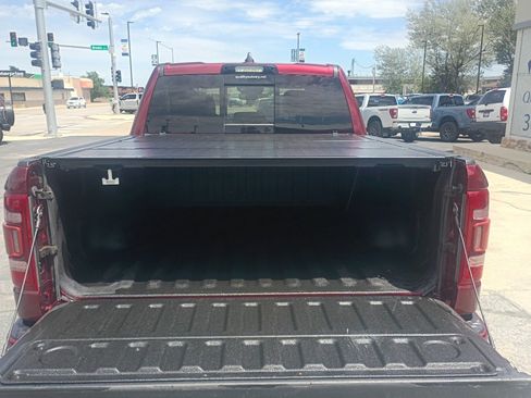 Used 2022 RAM 1500 Limited AWD/4WD image 16