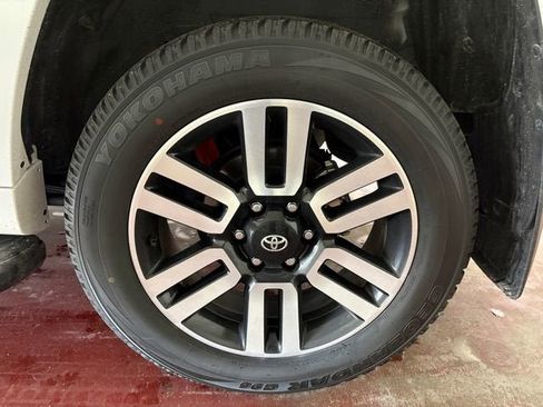 Certified 2024 Toyota 4Runner Limited image 38