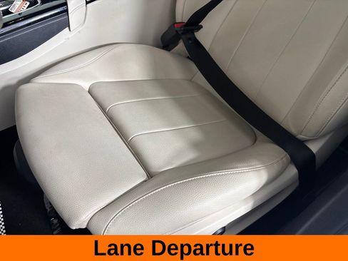 Used 2025 Mercedes-Benz CLA 250 image 13