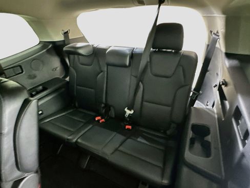 Used 2025 Kia Telluride S FWD image 30