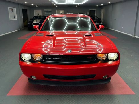 Used 2010 Dodge Challenger R/T image 8