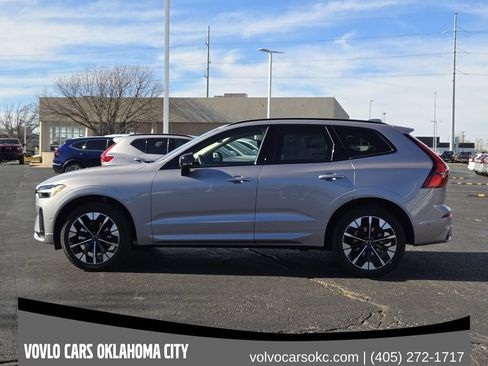 Used 2026 Volvo XC60 B5 Plus w/ Protection Package Premier AWD/4WD image 3