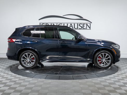 Certified 2022 BMW X5 xDrive40i w/ M Sport Package image 4
