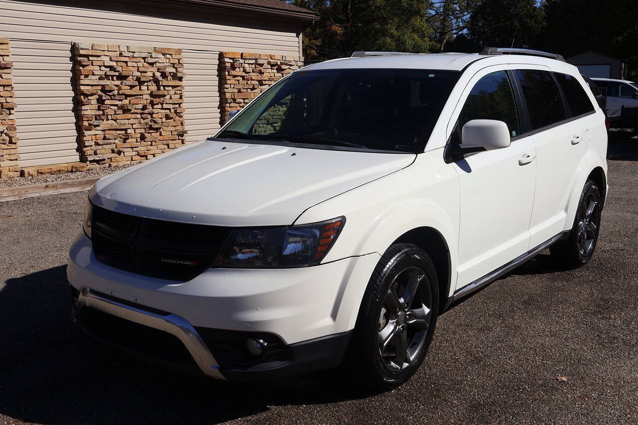 Used 2016 Dodge Journey Crossroad w/ Rear Seat Video Group I FWD image 3