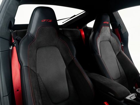 Used 2026 Porsche 911 Carrera GTS w/ Premium Package image 30