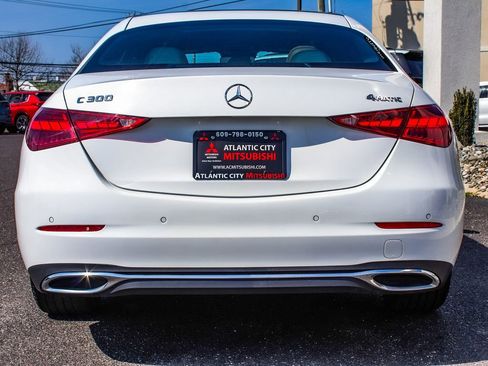 Used 2025 Mercedes-Benz C 300 4MATIC Sedan image 5