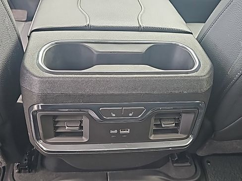 Used 2023 GMC Sierra 1500 Denali w/ Denali Reserve Package image 17