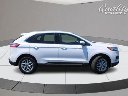 Used 2022 Ford Edge SEL w/ Convenience Package AWD/4WD image 3