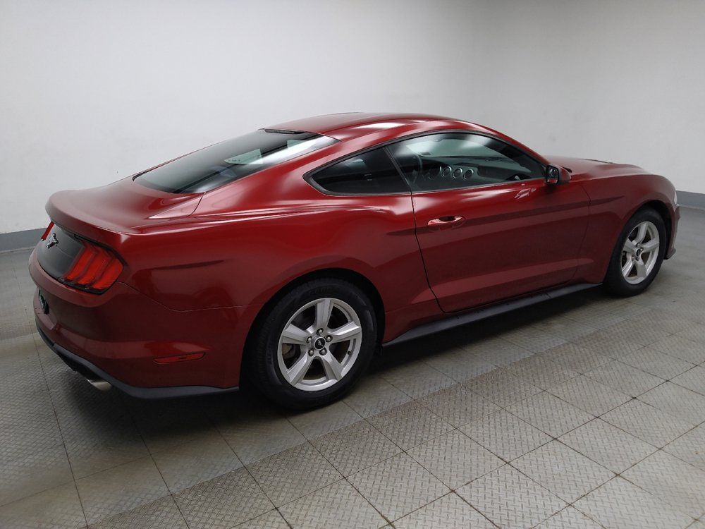 Used 2018 Ford Mustang Coupe RWD image 10
