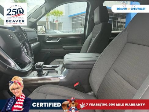 Used 2024 Chevrolet Silverado 1500 LT Trail Boss w/ Protection Package AWD/4WD image 8