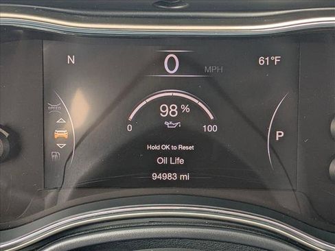 Used 2017 Jeep Grand Cherokee Limited image 11