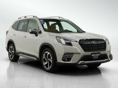 Used 2023 Subaru Forester Touring image 7