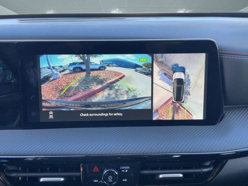 New 2026 Nissan Kicks SR w/ Cold Weather Package image 24