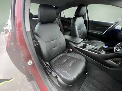Certified 2017 Chevrolet Volt Premier w/ Driver Confidence II Package image 26